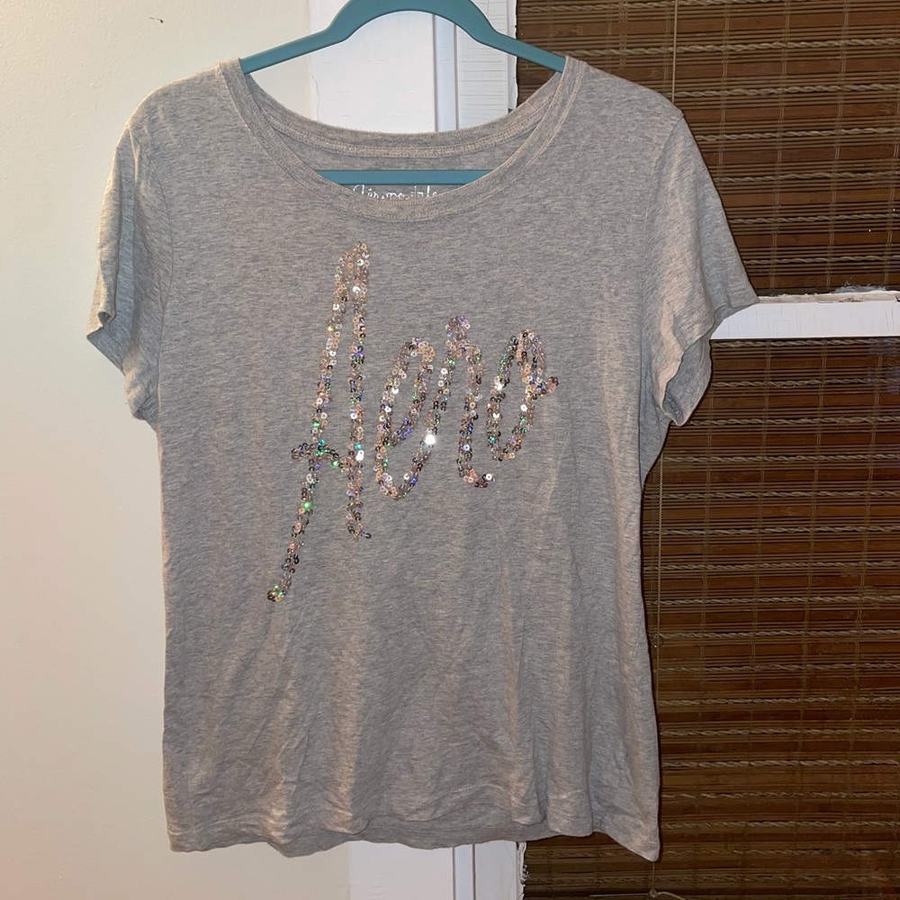 AERO | SHORT-SLEEVED SEQUIN TEE